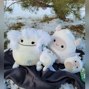 8" Ever the bigfoot & 8" Amleth the Yeti both with matching clips Squishmallow!